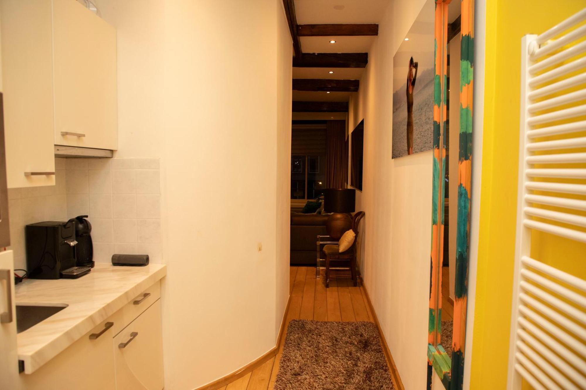 Red Light District B & B Canal View Amszterdam Kültér fotó